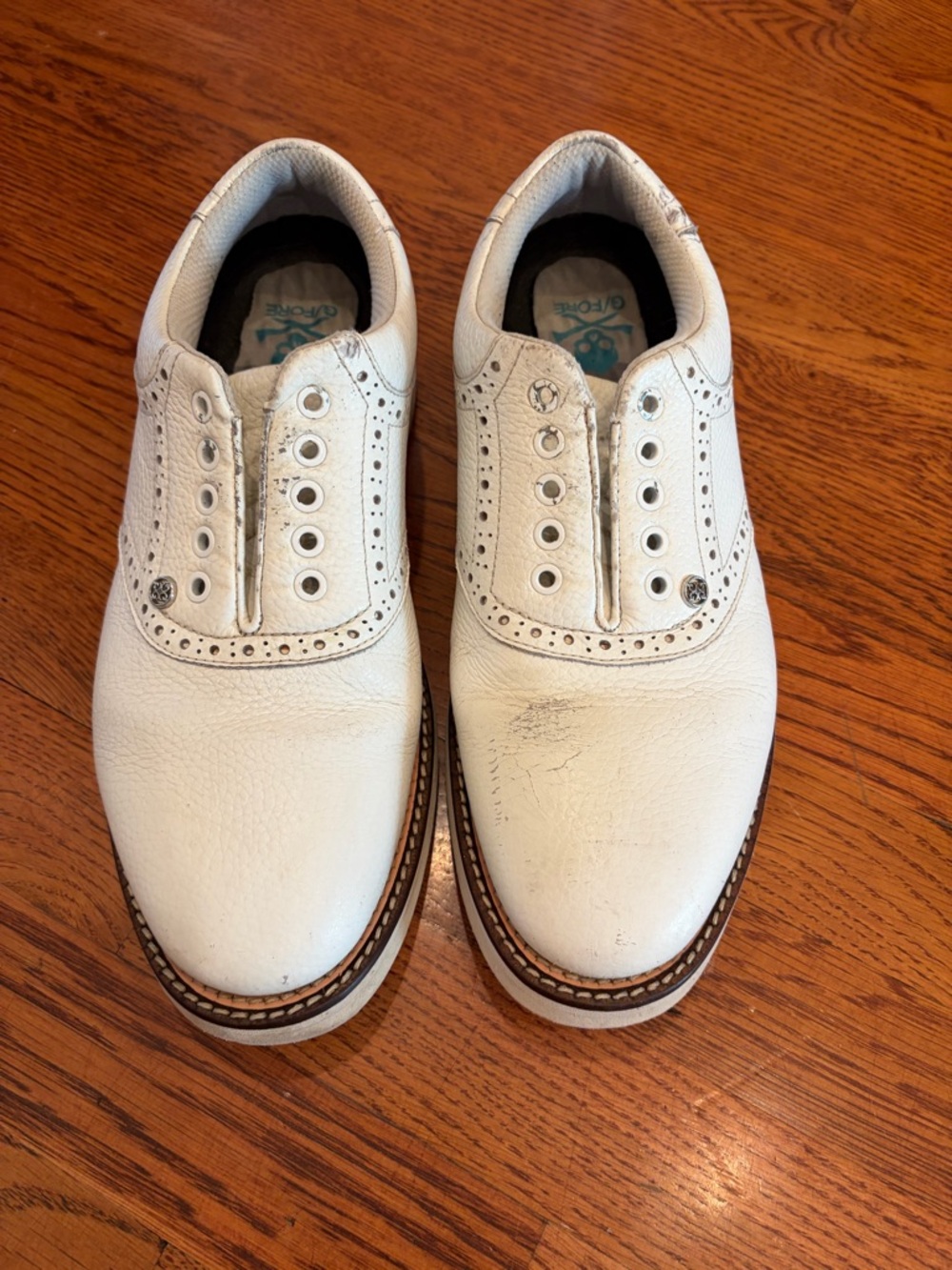 G/FORE White Brogue-Style Golf Shoes men’s size 9 no shoe strings